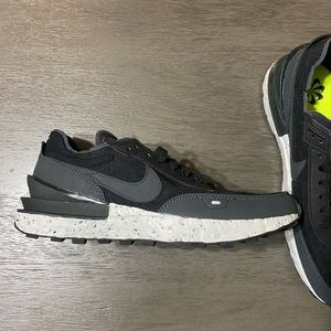 Nike Waffle One Crater Black Grey Fog Men's SIZE 9 / DH7751-001